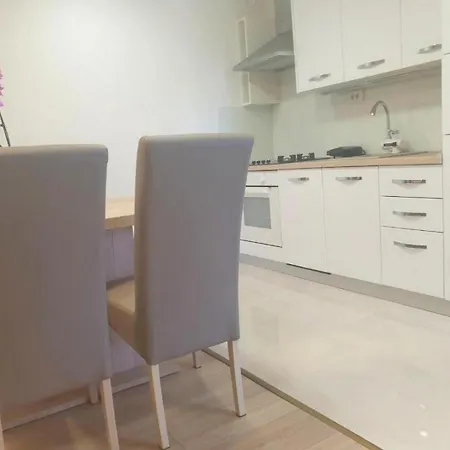 Family-friendly With Swimming Pool - 22457