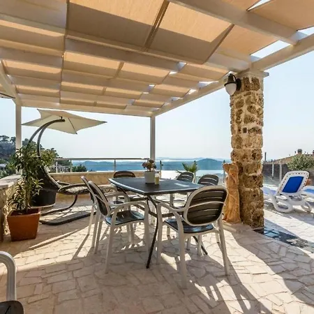 Family-friendly With Swimming Pool - 22457 Lejlighed