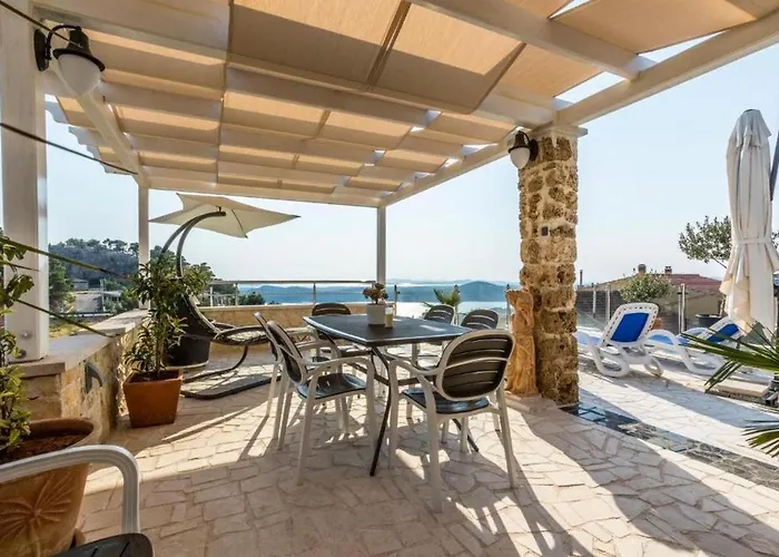 Family-friendly With Swimming Pool - 22457 아파트